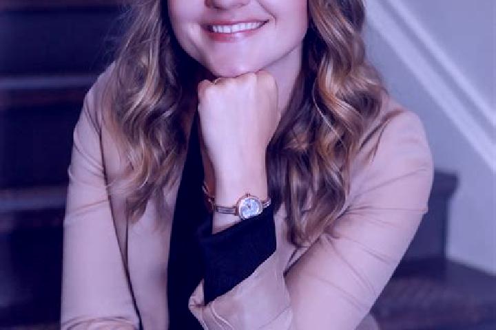Abigail, 34 — Escort in Ellendale, United States