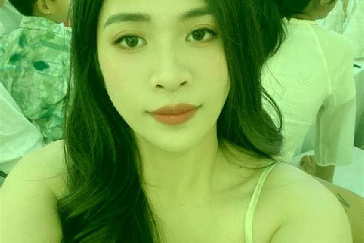 Abigail, 34 — Escort in Huong Thuy, Vietnam