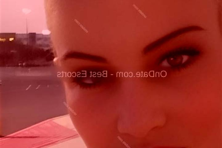 Abigail, 34 — Escort in Ionasesti, Romania
