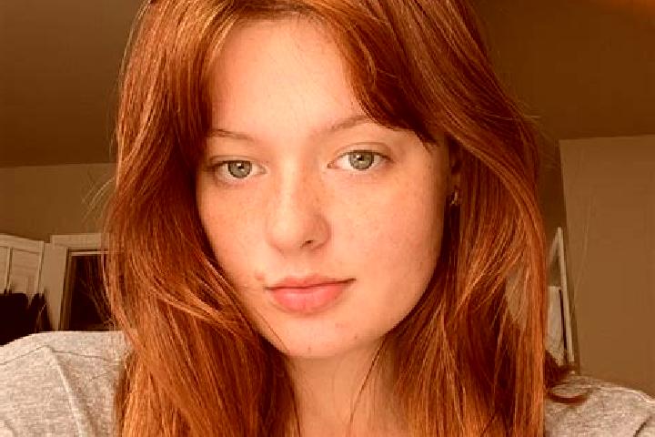 Abigail, 35, a auburn grey-eyed caucasian companion based in East Hampton North. Offering Erotic Massage, Girlfriend Experience, Domination, BDSM. Available ...