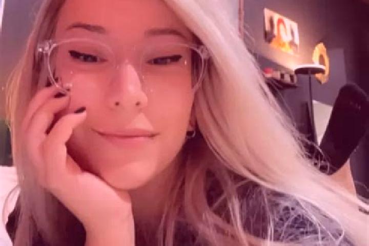Abigail, 35, a blonde amber-eyed indian companion based in Tampa. Offering OWO, CIM, Domination, GFE, Dinner Date. Available for incall and outcall, overnigh...