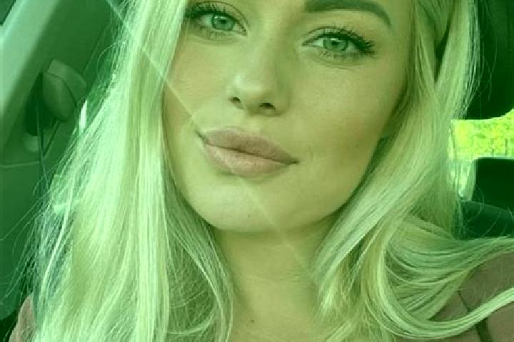 Abigail, 35, a blonde hazel-eyed caribbean companion based in Urupes. Offering Erotic Massage, Striptease, GFE. Available for incall and outcall, day and eve...
