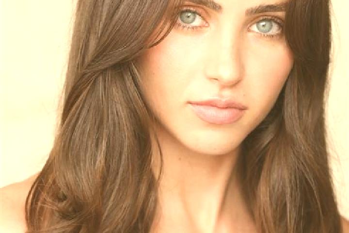 Abigail, 35, a brunette amber-eyed caucasian companion based in Gasri. Offering Striptease, Duos, BDSM. Available for incall and outcall, day and evening dates.