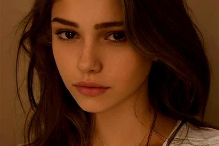 Abigail, 35, a chestnut hazel-eyed slavic companion based in Herstmonceux. Offering Party Girl, GFE, Travel Companion, Girlfriend Experience, Duos. Available...