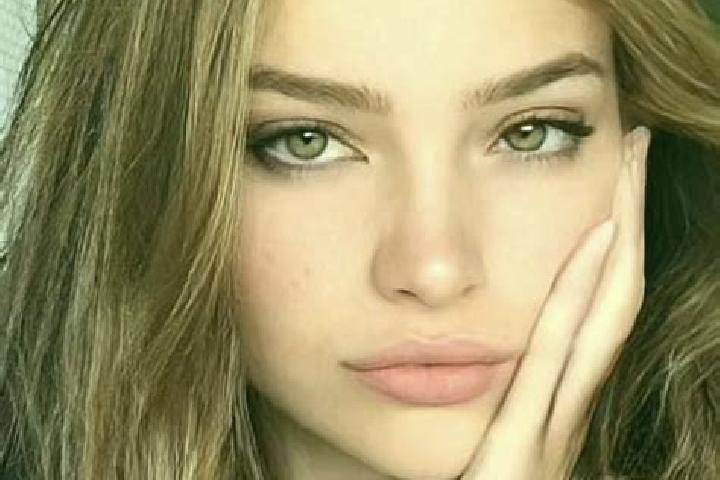 Abigail, 35, a dark blonde hazel-eyed asian companion based in Zanoaga. Offering Duos, Party Girl, Massage, Deep French Kissing. Available for incall and out...