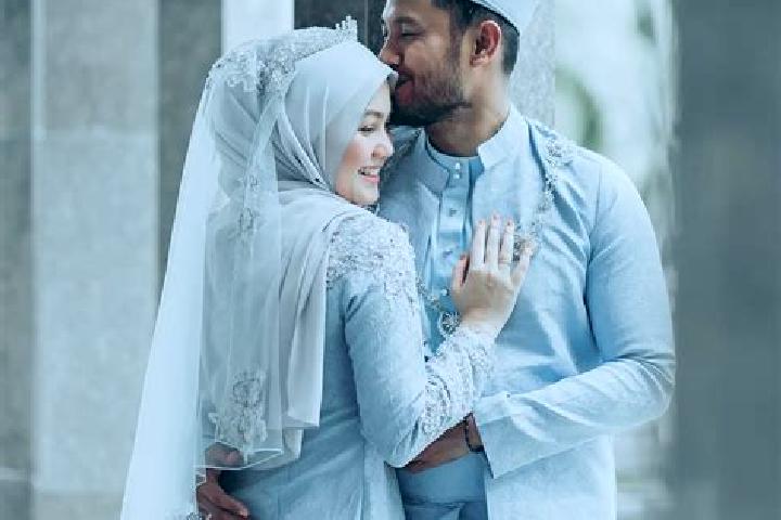 Abigail, 35 — Escort in Gandik, Indonesia