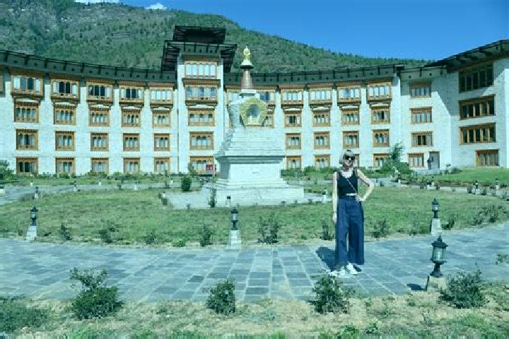 Abigail, 35 — Escort in Paro, Bhutan
