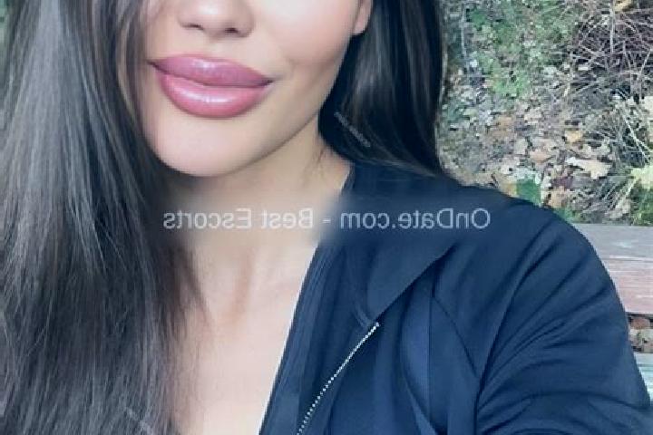 Abigail, 35 — Escort in Zorak, Armenia
