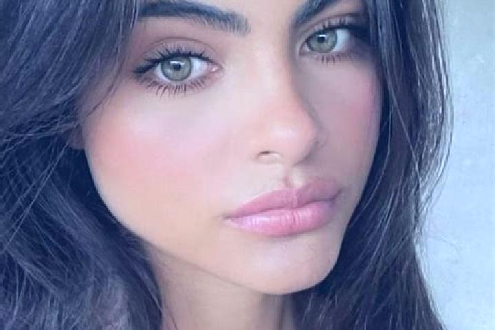 Abigail, 36, a black hazel-eyed mediterranean companion based in Bungursari. Offering Deep French Kissing, Erotic Massage. Available for incall and outcall, ...