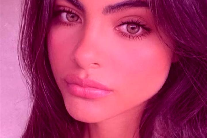 Abigail, 36, a blonde brown-eyed indian companion based in Penig. Offering Deep French Kissing, GFE, Girlfriend Experience, Dinner Date, Duos. Available for ...