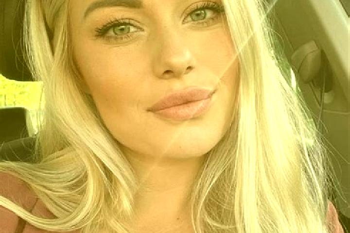 Abigail, 36, a blonde hazel-eyed caucasian companion based in Piuma. Offering Tantra, OWO, A-Level, Fetish. Available for incall and outcall, overnight booki...