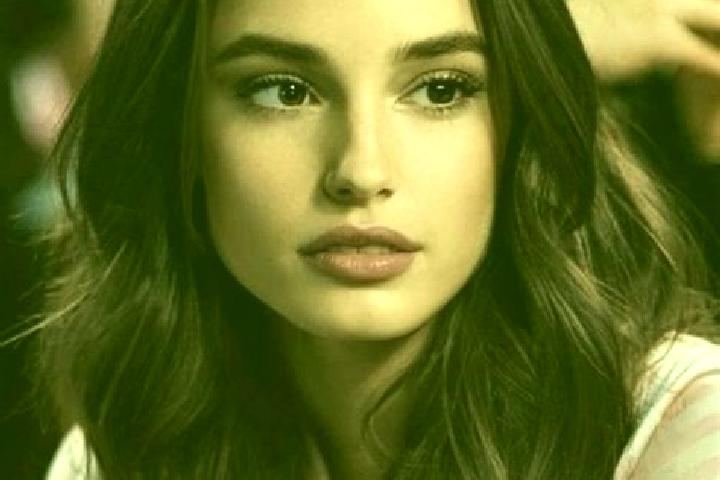 Abigail, 36, a brunette brown-eyed indian companion based in Colorado Triangle. Offering Couples, Deep French Kissing, A-Level, Dinner Date, 69. Available fo...