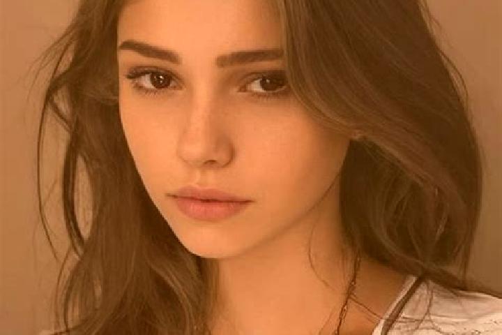 Abigail, 36, a chestnut hazel-eyed slavic companion based in Tyelivogo. Offering Tantra, GFE, Party Girl, Overnight. Available for incall and outcall, overni...