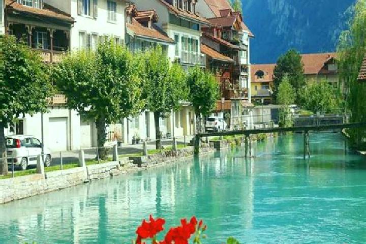 Abigail, 36 — Escort in Lens, Switzerland