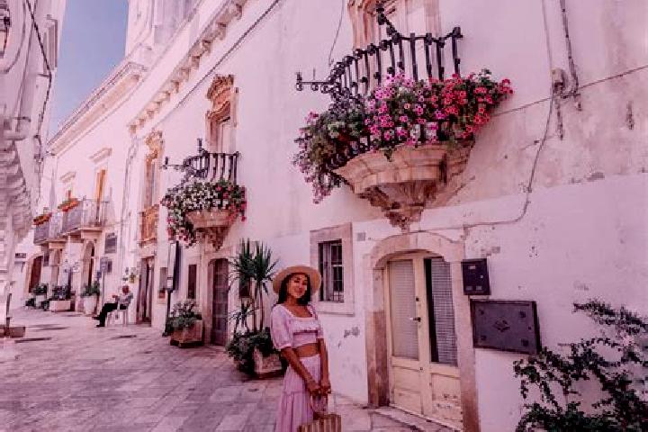 Abigail, 36 — Escort in Locorotondo, Italy