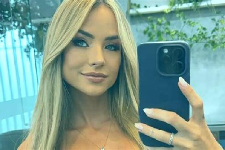 Abigail, 36 — Escort in Martins Additions, United States
