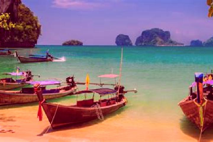Abigail, 36 — Escort in Pho Tak, Thailand