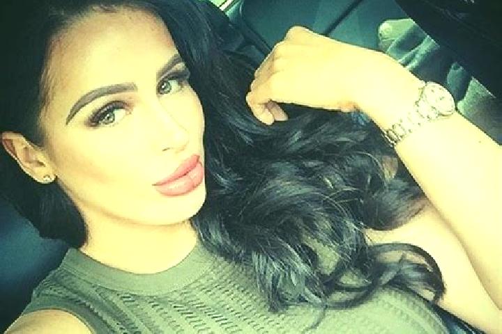Abigail, 36 — Escort in Vernon, Canada