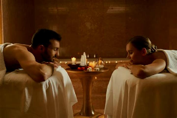 Abigail, 37, a blonde dark-eyed mixed companion based in Jayasari. Offering Erotic Massage, Couples, Massage, Girlfriend Experience. Available for incall and...