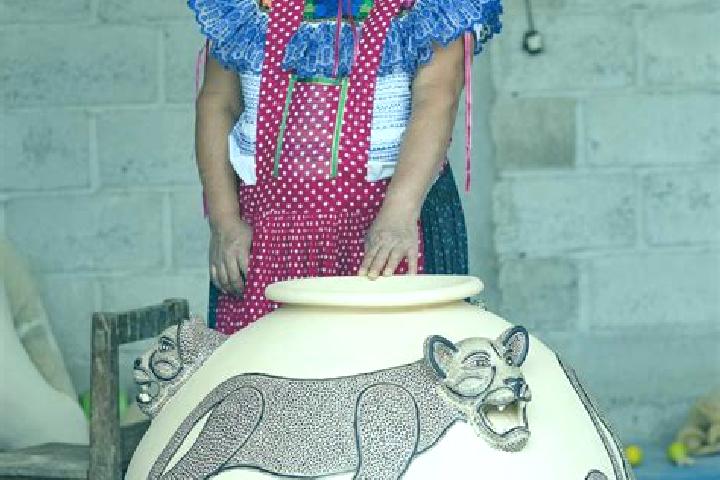 Abigail, 37 — Escort in Amatenango del Valle, Mexico