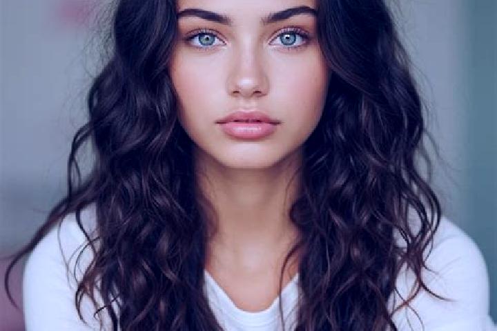Abigail, 38, a auburn amber-eyed mediterranean companion based in Freland. Offering Girlfriend Experience, Dinner Date, OWO, Massage. Available for incall an...