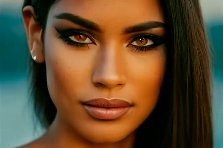 Abigail, 38, a chestnut amber-eyed latina companion based in Le Chenit. Offering Fetish, BDSM, Striptease. Available for incall and outcall, overnight bookin...