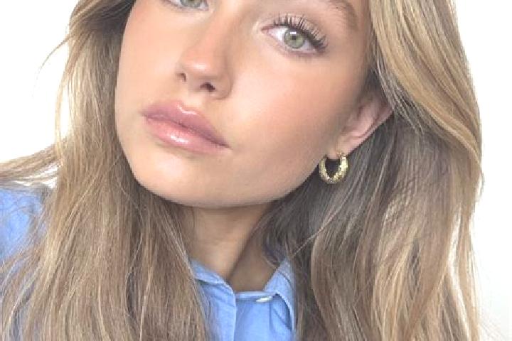 Abigail, 38, a dark blonde green-eyed european companion based in Hrascina. Offering A-Level, Roleplay, Travel Companion, Domination, Prostate Massage. Avail...