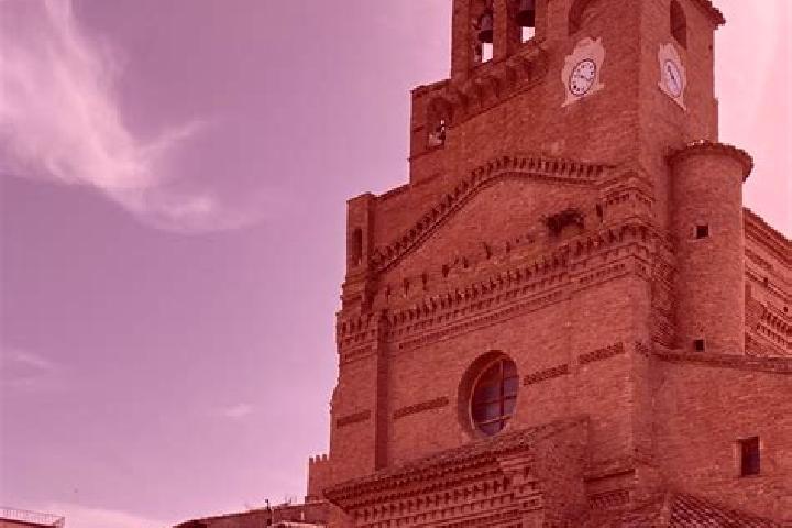 Abigail, 39, a blonde grey-eyed mediterranean companion based in Villarroya de la Sierra. Offering OWO, Tantra, Roleplay. Available for incall and outcall, d...