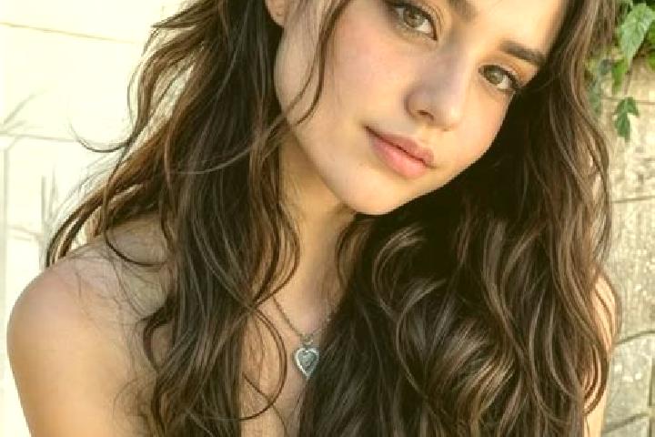 Abigail, 39, a brunette hazel-eyed slavic companion based in Osmaniye. Offering CIM, Erotic Massage, Couples, Roleplay. Available for incall and outcall, day...