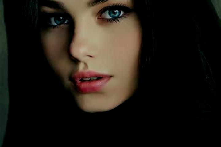 Addison, 20, a brunette amber-eyed slavic companion based in Gornyi. Offering Couples, 69, Deep French Kissing. Available for incall and outcall, day and eve...