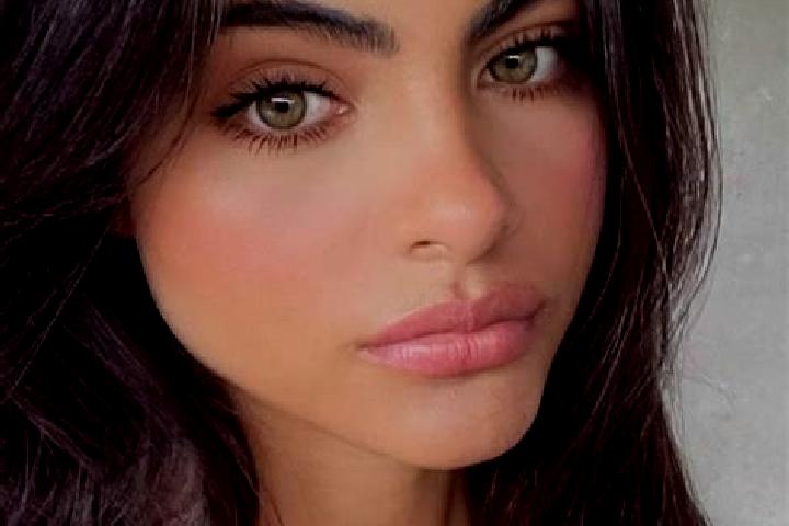 Addison, 20, a brunette green-eyed indian companion based in Ban Takhun. Offering Duos, Dinner Date. Available for incall and outcall, overnight bookings ava...