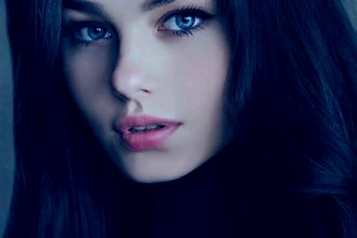 Addison, 20, a brunette grey-eyed slavic companion based in Havrylivka. Offering A-Level, BDSM, Erotic Massage, Girlfriend Experience, Prostate Massage. Avai...