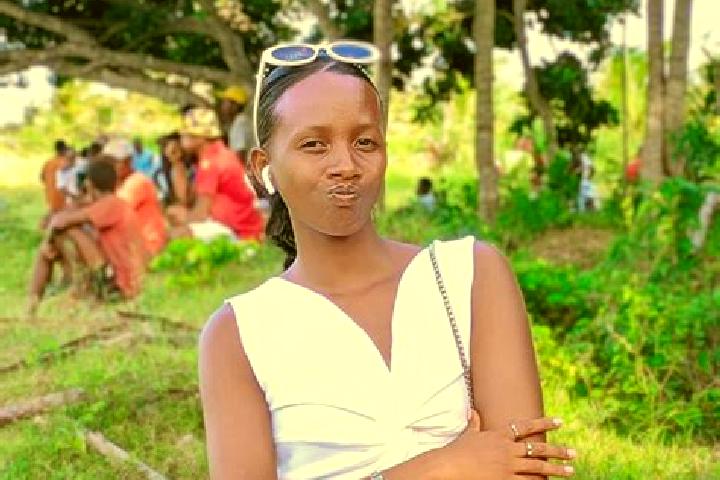 Addison, 20 — Escort in Ampahana, Madagascar