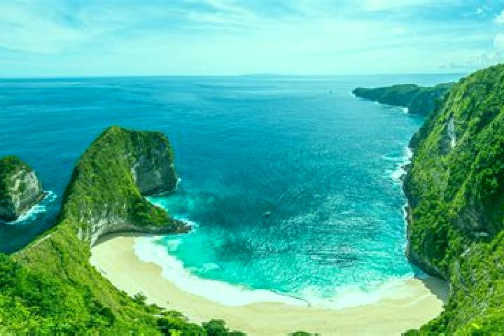 Addison, 20 — Escort in Manado, Indonesia