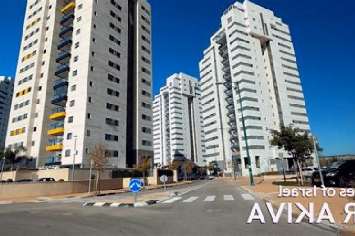Addison, 20 — Escort in Or Akiva, Israel