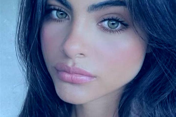 Addison, 21, a dark blonde green-eyed indian companion based in Summerdale. Offering Deep French Kissing, Fetish, Tantra, Massage, Roleplay. Available for in...
