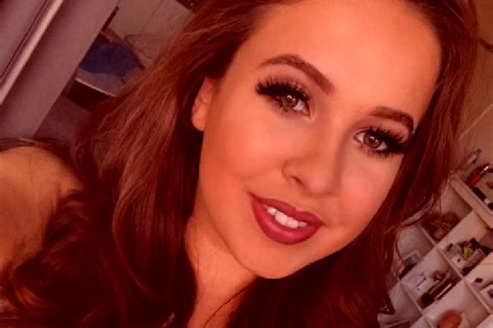Addison, 21, a red brown-eyed slavic companion based in Nindiri. Offering GFE, Dinner Date, Domination, Striptease, Party Girl. Available for incall and outc...