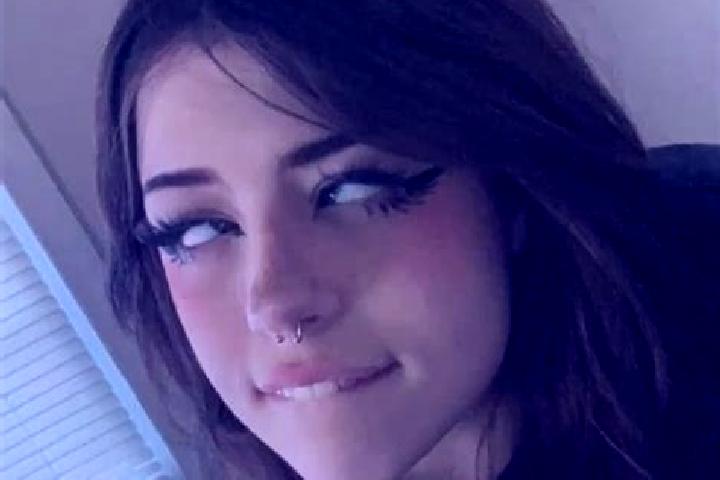Addison, 22, a black dark-eyed caribbean companion based in Pedra Azul. Offering BDSM, CIM, Party Girl, OWO. Available for incall and outcall, overnight book...
