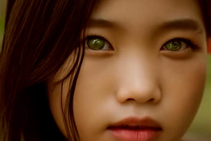 Addison, 22, a black green-eyed asian companion based in Beighton. Offering Striptease, Erotic Massage, Tantra, Fetish. Available for incall and outcall, day...