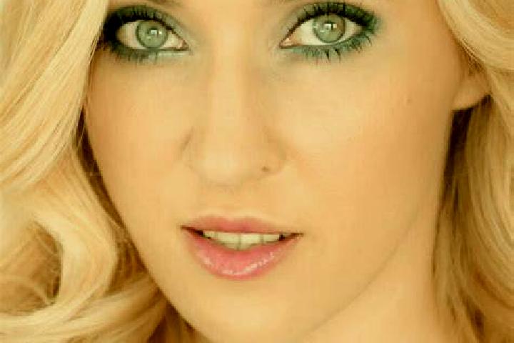 Addison, 22, a blonde green-eyed caucasian companion based in Kuklis. Offering OWO, CIM, Dinner Date, Party Girl, Prostate Massage. Available for incall and ...