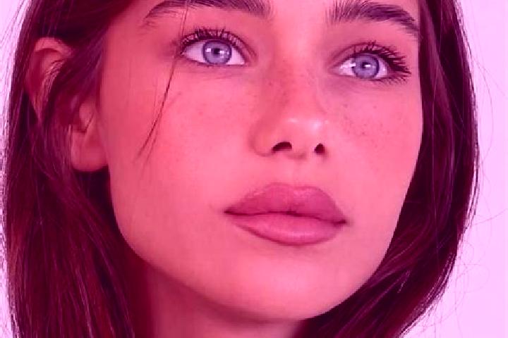 Addison, 22, a brunette brown-eyed mixed companion based in Khomutets. Offering CIM, Deep French Kissing, GFE. Available for incall and outcall, overnight bo...