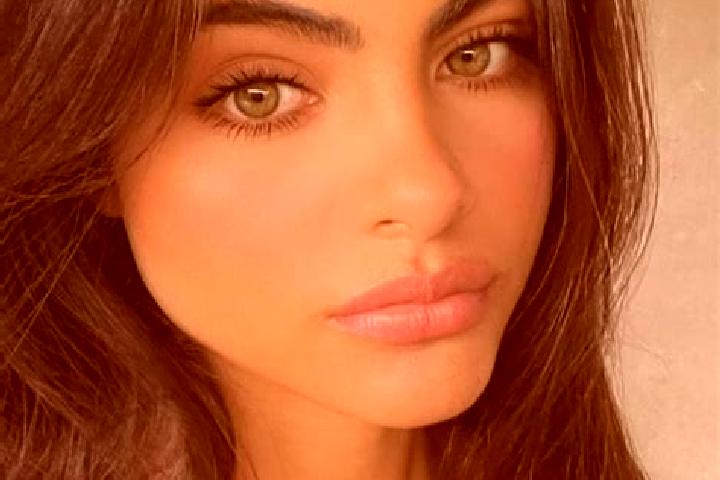 Addison, 22, a brunette green-eyed middle eastern companion based in Marituba. Offering GFE, Girlfriend Experience, 69. Available for incall and outcall, ove...