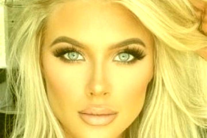 Addison, 22, a platinum blonde brown-eyed mixed companion based in Mapoteng. Offering Roleplay, A-Level, Striptease. Available for incall and outcall, day an...