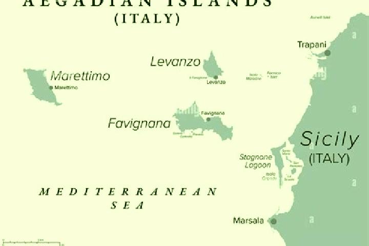 Addison, 22 — Escort in Casteldaccia, Italy