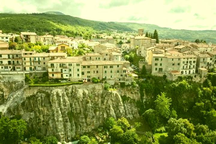 Addison, 22 — Escort in Misterbianco, Italy