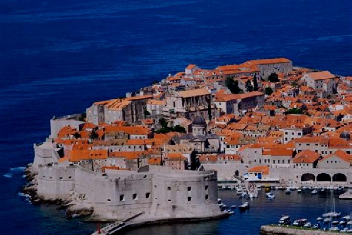 Addison, 22 — Escort in Peteranec, Croatia