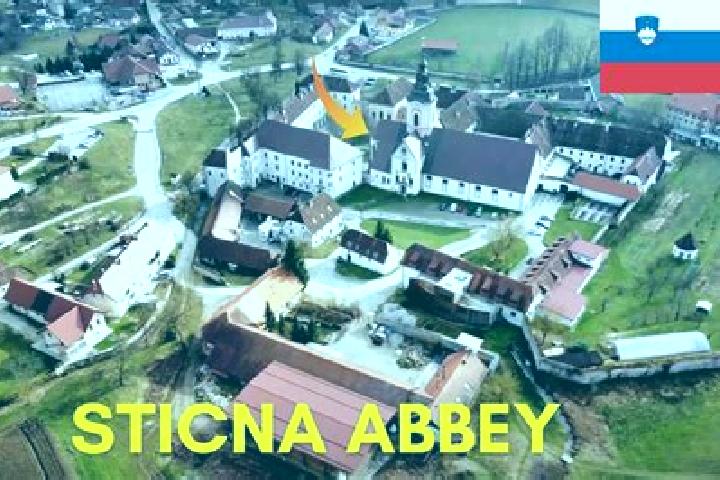 Addison, 22 — Escort in Sticna, Slovenia