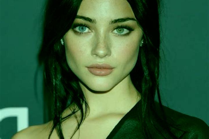 Addison, 23, a brunette blue-eyed latina companion based in Muizenberg. Offering Party Girl, OWO, Fetish, Erotic Massage. Available for incall and outcall, o...
