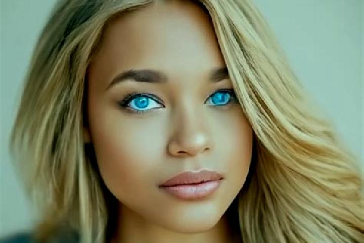 Addison, 23, a dark blonde blue-eyed latina companion based in Sao Jorge. Offering Party Girl, CIM, Domination. Available for incall and outcall, day and eve...