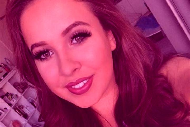 Addison, 23, a dark blonde dark-eyed mediterranean companion based in Vanha Ruskeasuo. Offering Party Girl, Fetish, Duos. Available for incall and outcall, d...